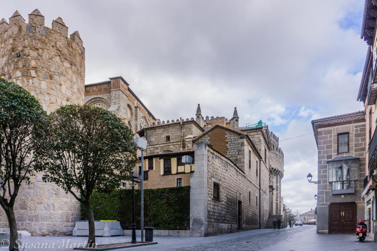 La Casa De La Luna Ávila Exterior foto